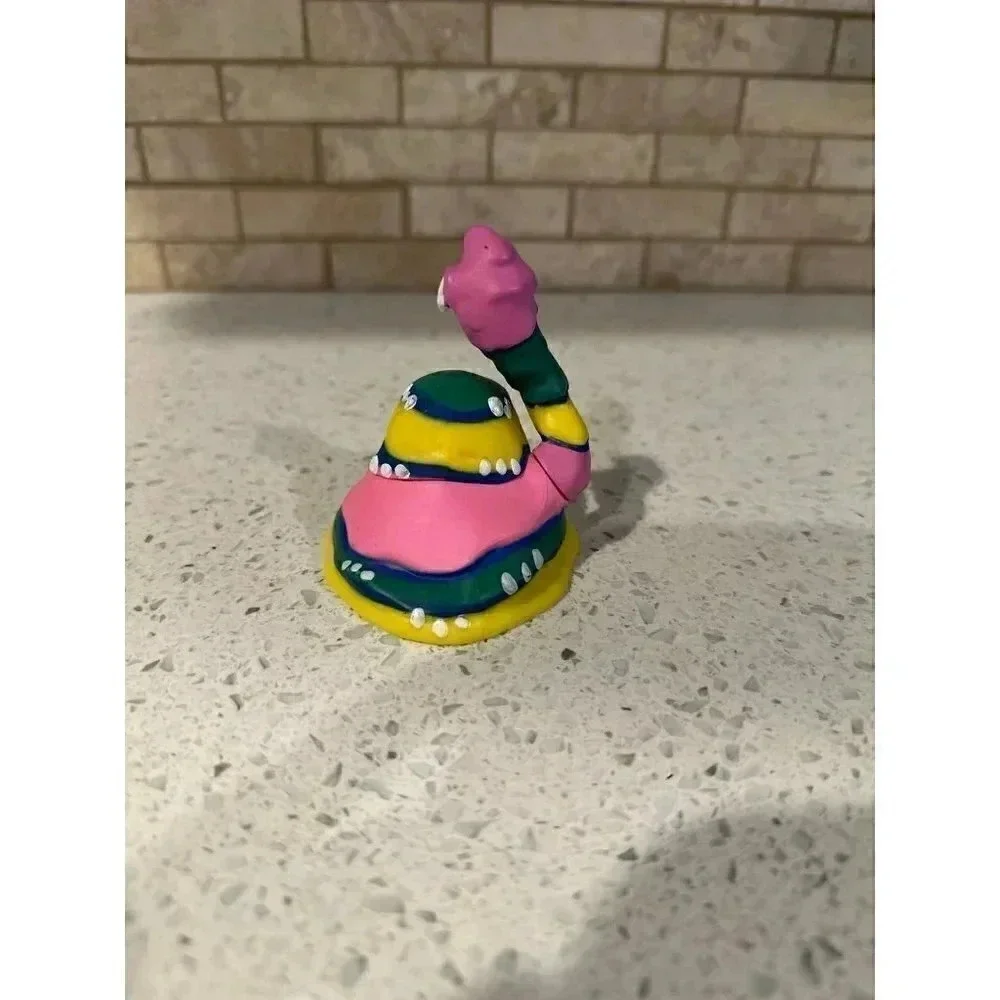Pokemon battle figure